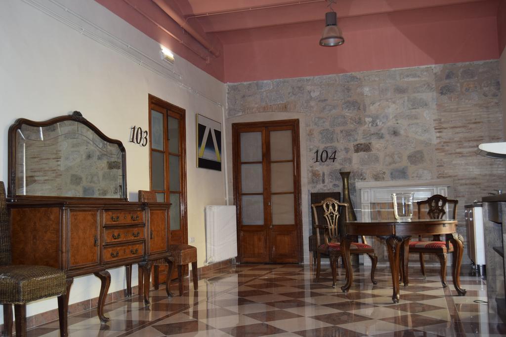 Отель Casa Cundaro Жирона Экстерьер фото